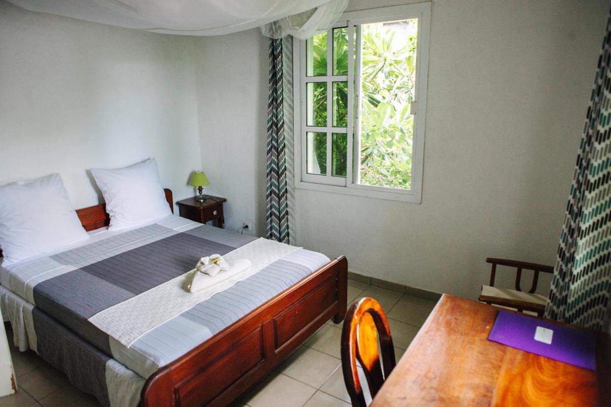 Hotel Jardin De La Paix Moroni Eksteriør bilde